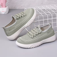 GLIMSOLE™ - PRIEDUŠNÉ DÁMSKE MOKASÍNY S TRBLIETAVÝMI DETAILMI